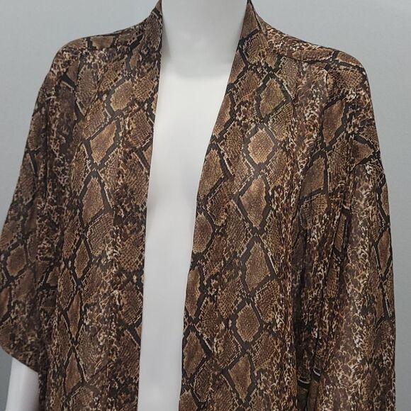 SHOW Me Your MuMu Coverup Kimono - Picture 4 of 10